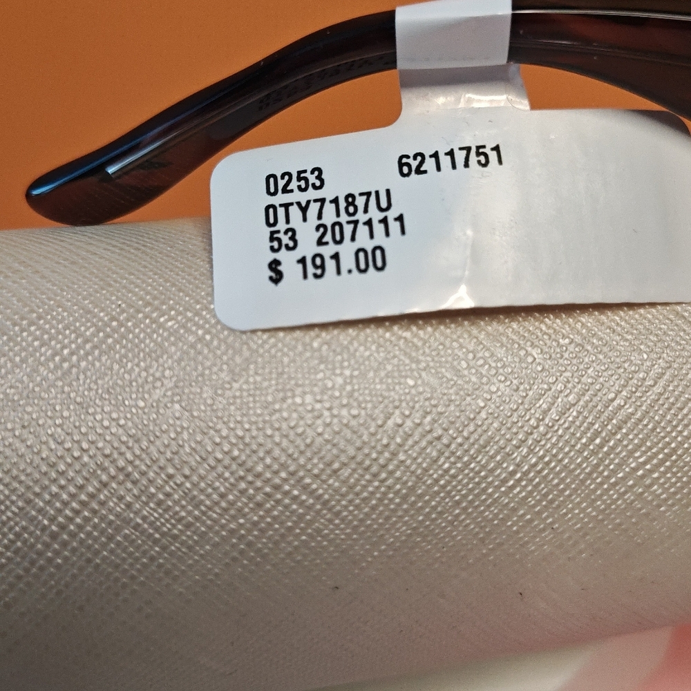 Tory Burch Black Tortoise Shell Color Sunglasses - Picture 6 of 8
